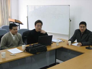 非政府组织、法制与和谐社会——博士论坛热烈关注社会热点问题