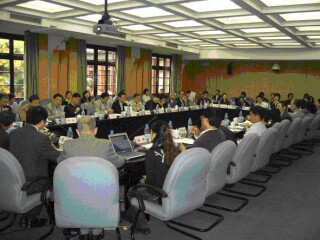 2005俄罗斯内部会议在我校召开
