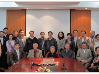 纪念列夫·托尔斯泰逝世百年学术研讨会在我中心举行