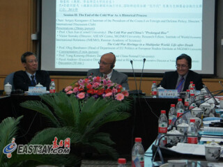 东方网：专家探讨冷战结束20周年:美苏之间没有胜者