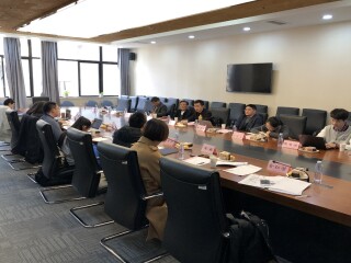 “上海高校国际关系智库交流会”在华东师范大学召开。