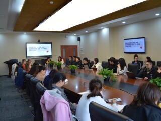 门镜教授做“新一届欧委会的工作重点与中欧关系”讲座