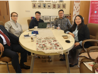 哈萨克斯坦科学与高等教育部直属东方研究所访问我校哈中心