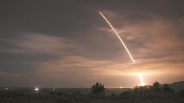 郑润宇：双方战略互信迅速下降，唯一生效条约即将到期 美俄核军控体系恐走向崩溃