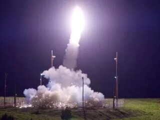 郑润宇：美俄互亮核威慑 核军控失衡下全球安全再临界